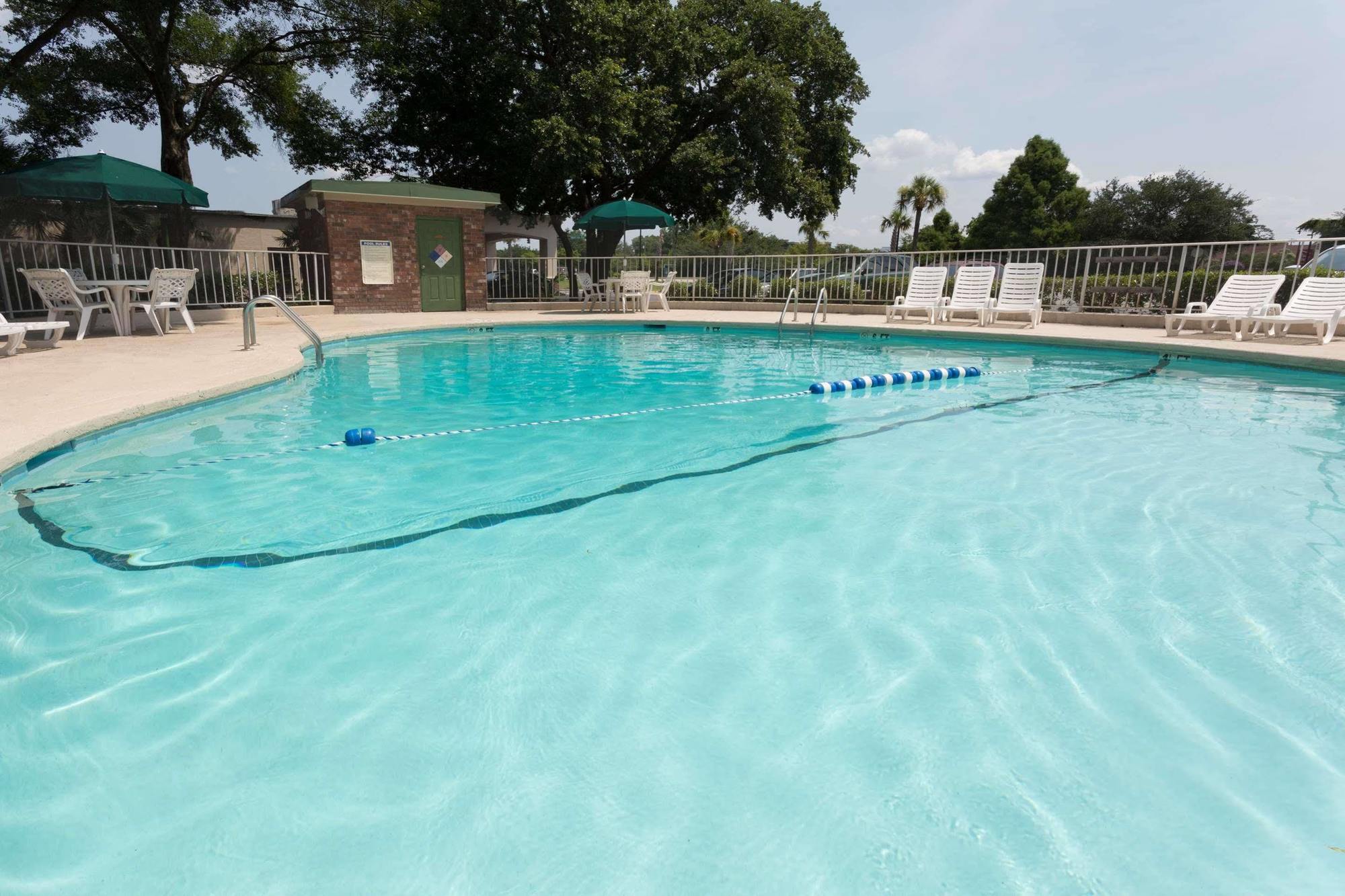 Days Inn By Wyndham Mt Pleasant-Charleston-Patriots Point Luaran gambar